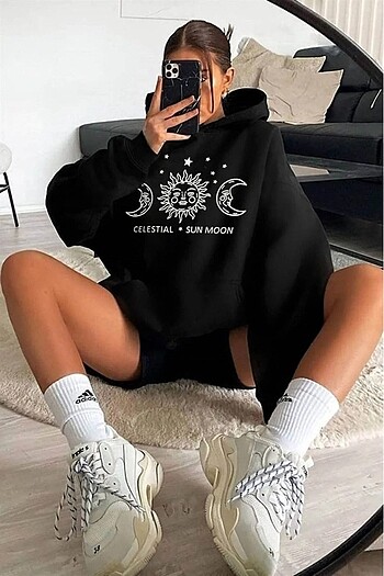 Kapşonlu sweatshirt