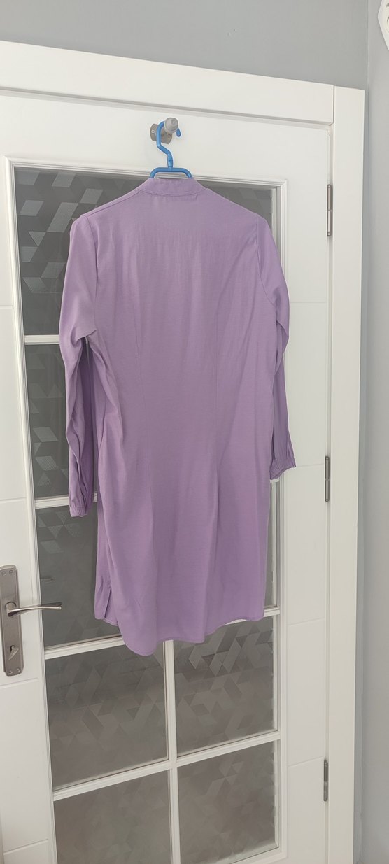 Uzun Kollu Mor Düğmeli Kadın Tunik - Görsel 4