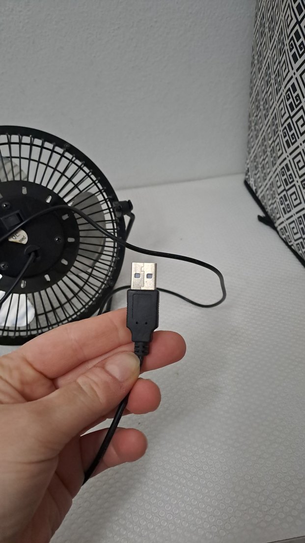 USB Bağlantılı Siyah Masaüstü Fan - Görsel 3