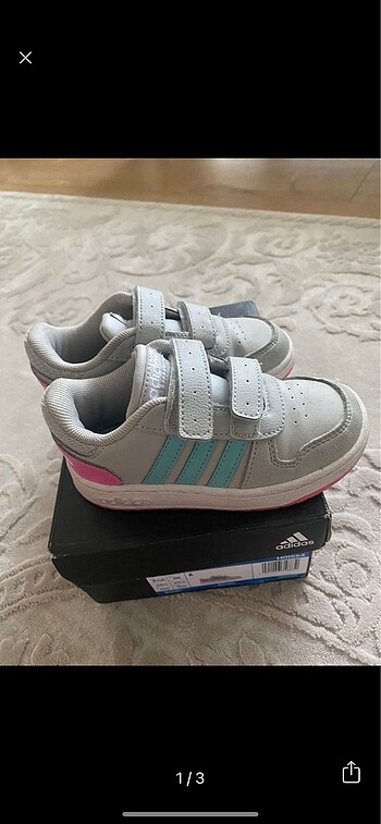 Adidas spor ayakkabı
