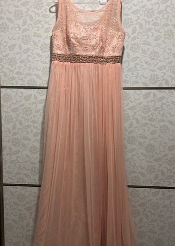 Dantel Detaylı Krem Pembe Uzun Abiye Elbise