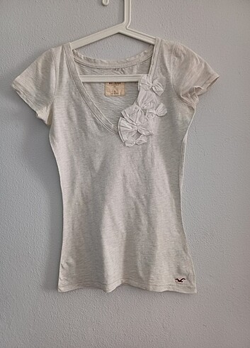 Hollister T-shirt