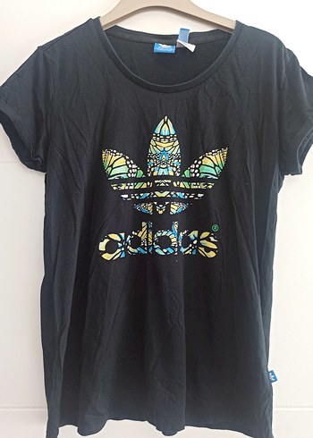 Orijinal adidas tişört