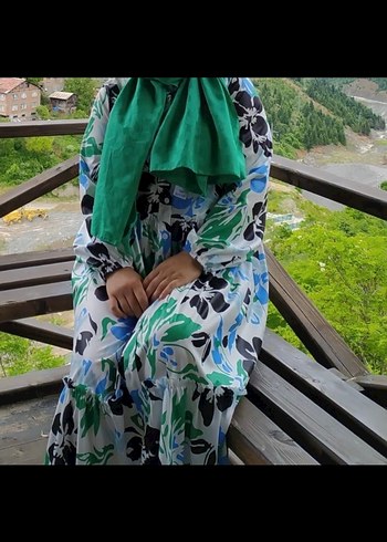 Bohem Tarz Yeşil Uzun Bağcıklı Elbise