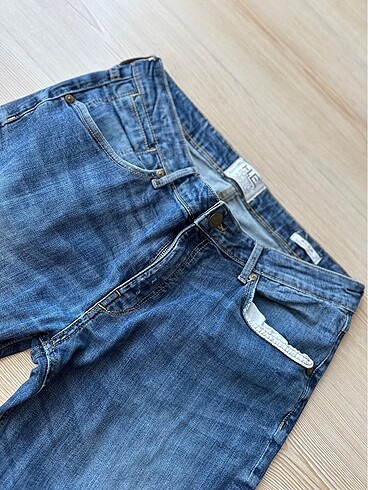 42 Beden Erkekte mango jeans