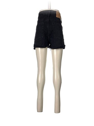 36 Beden H&M Mini Şort %70 İndirimli.
