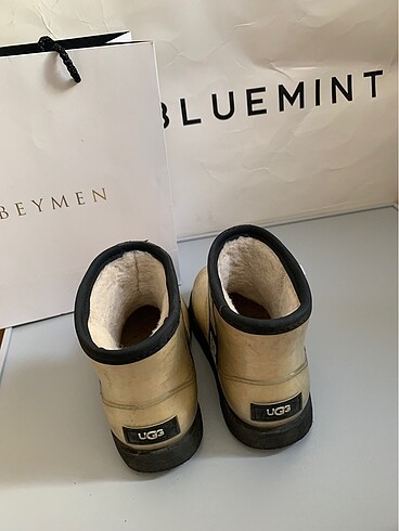28 Beden UGG Çocuk Klasik Boot