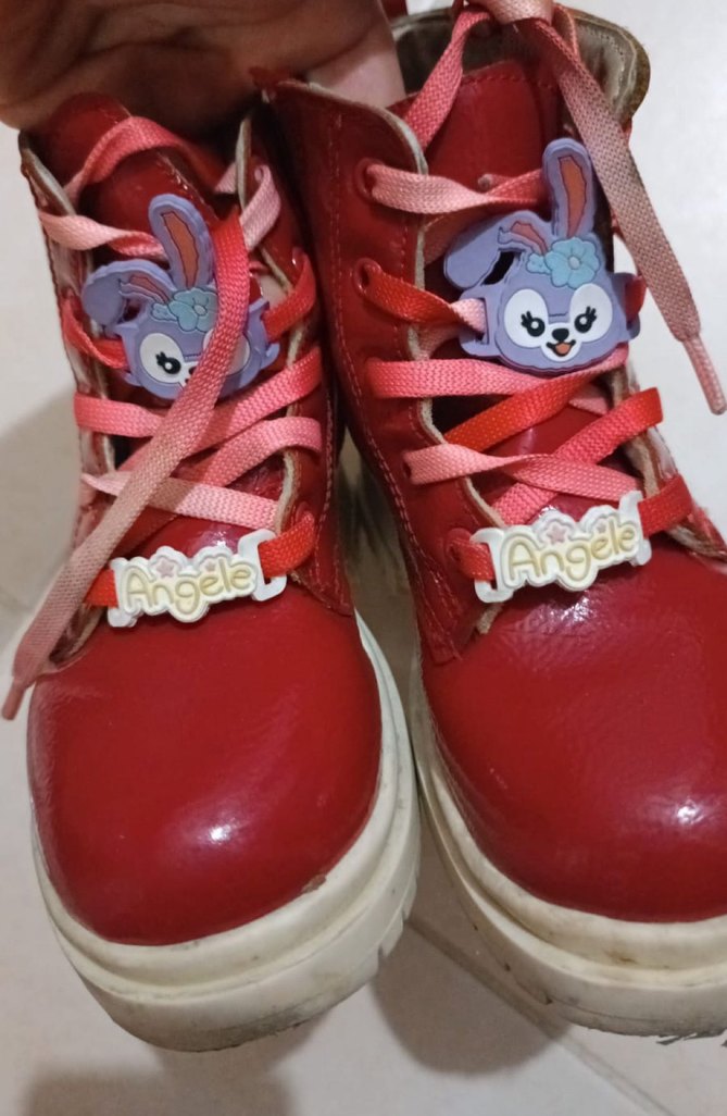 Kız Çocuk bot ve babet - Görsel 4