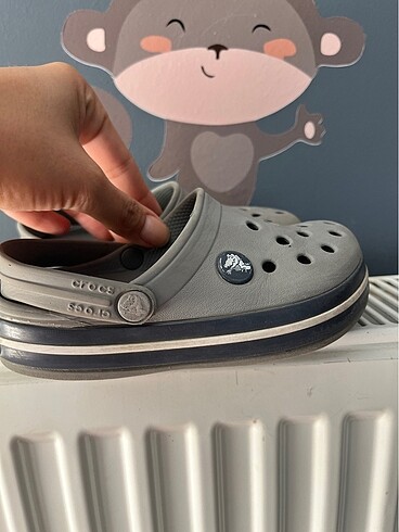27 Beden gri Renk Duman rengi crocs 26-27 no