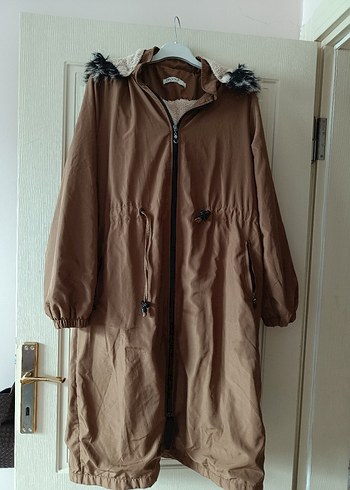 Kadın Bej Kapüşonlu Uzun Parka - Görsel 2