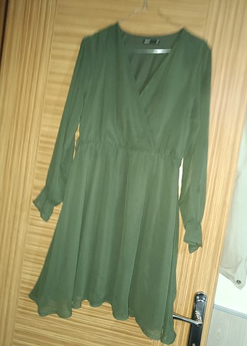 Uzun Kollu Yeşil Midi Elbise - Görsel 2