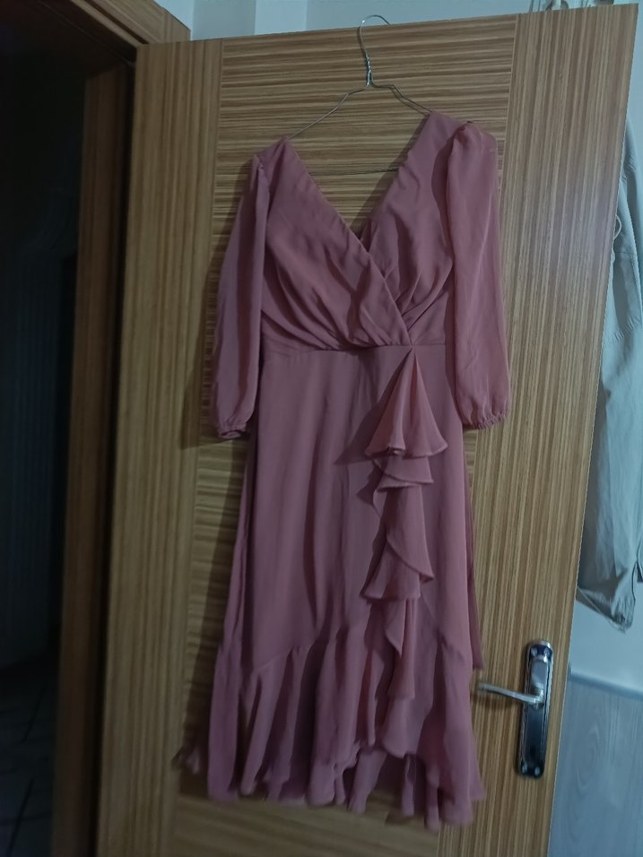 pudra V Yakalı Uzun Drapeli Kadın Elbise - Görsel 2