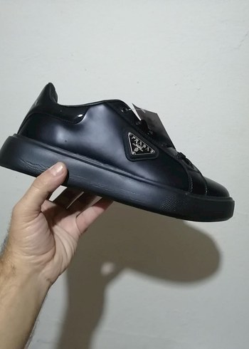 Skechers Prada Siyah Deri Sneaker