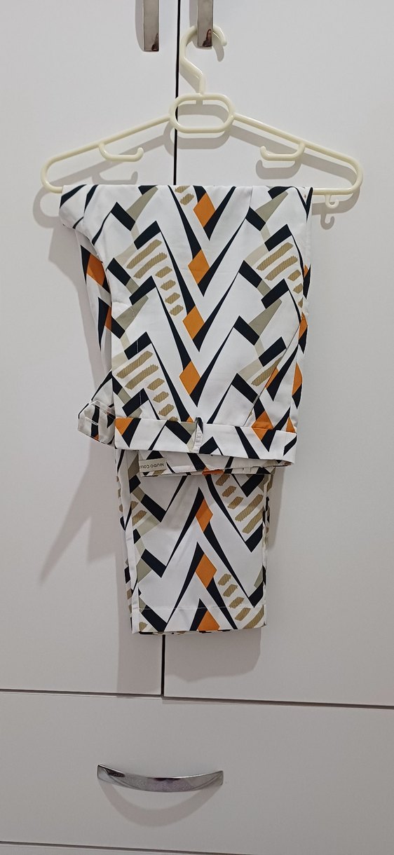 Kadın Çok Renkli Baskılı Pilili Kumaş Pantolon - Görsel 3