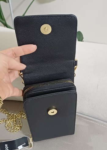 Zincir Detaylı Siyah Deri Kadın Çapraz Çanta - Görsel 3