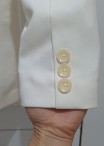 Beyaz Düğmeli Kadın Blazer Ceket - Görsel 3