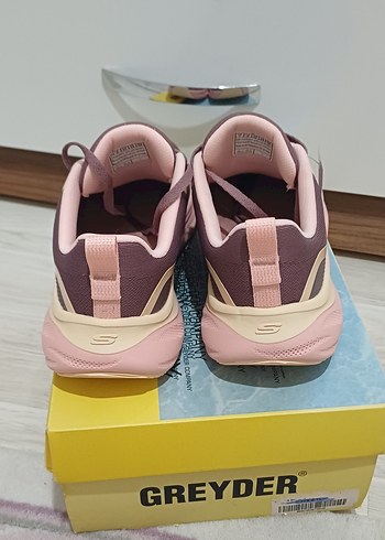 yeni etiketli  Skechers Kadın  Spor Ayakkabı - Görsel 4