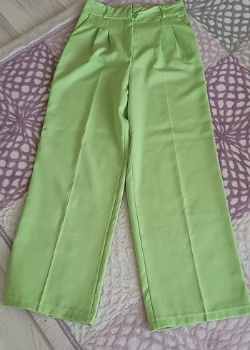 Yeşil Pilili Midi Kumaş Pantolon - Görsel 4