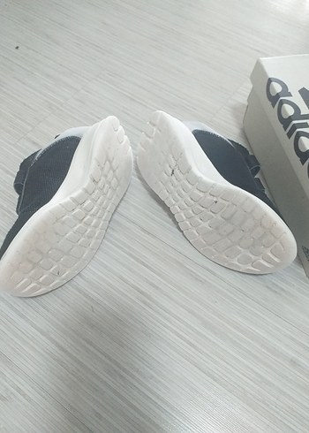 31 Beden Adidas Siyah Erkek Çocuk Spor Ayakkabı