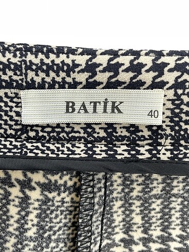 40 Beden çeşitli Renk Batik Düz Kesim %70 İndirimli.