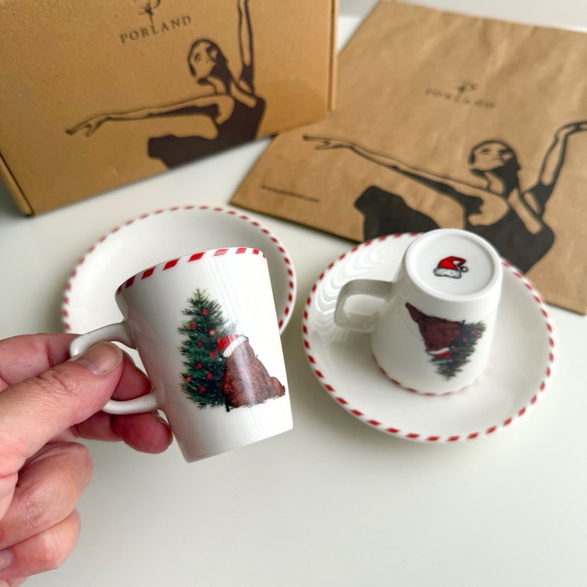 Renkli Desenli Beyaz Kahve Fincanı ve Tabağı - Görsel 3