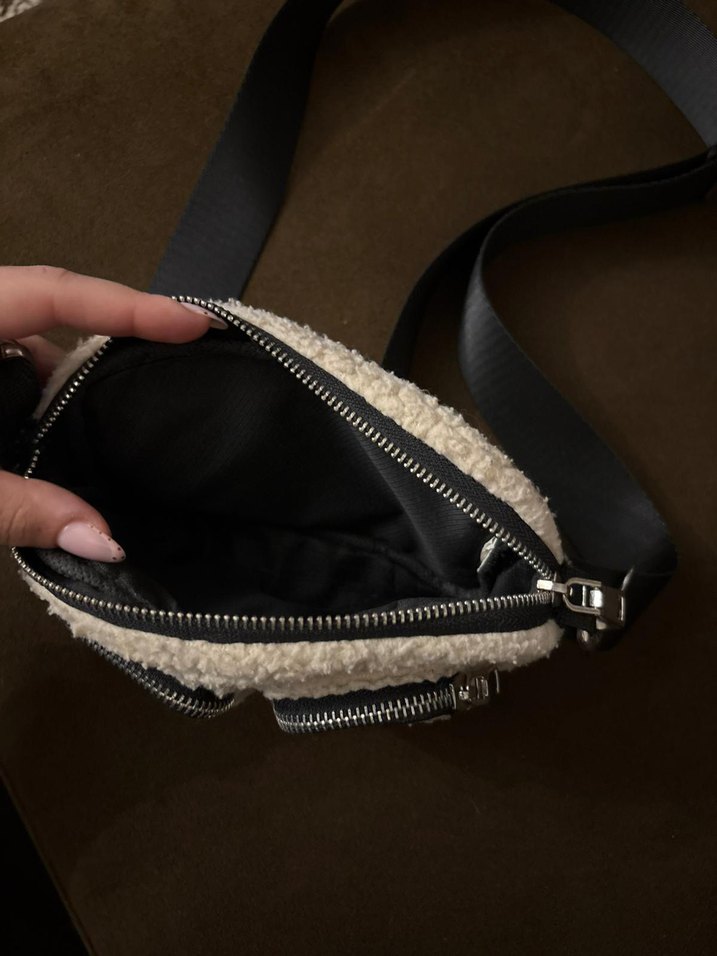 Fermuarlı Beyaz Kadın Omuz Çantası - Görsel 2