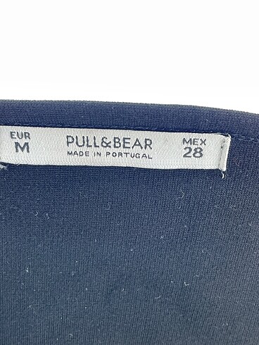 28 Beden siyah Renk Pull and Bear Mini Üst %70 İndirimli.