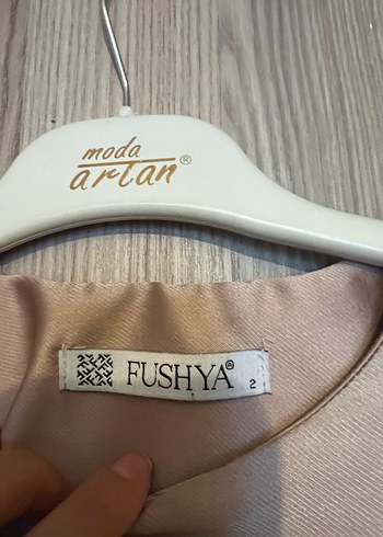 Diğer Tesettür Abiye/Elbise