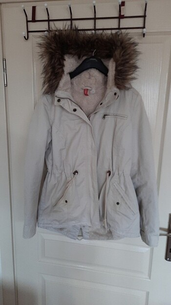 H&m mont