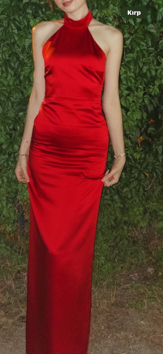 Kırmızı Boyundan Bağlamalı Uzun Saten Elbise - Görsel 3