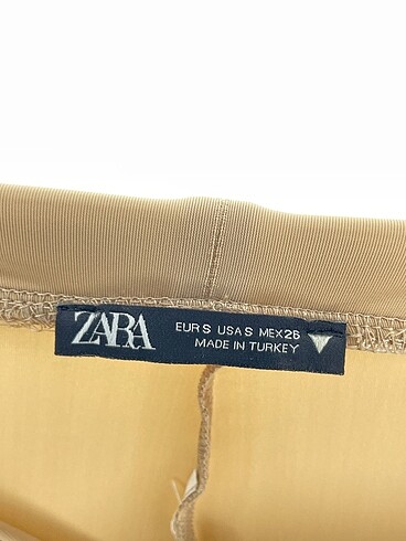 s Beden çeşitli Renk Zara Mini Şort %70 İndirimli.