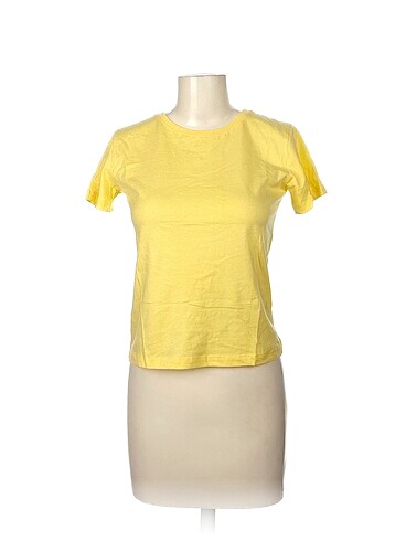 Diğer T-shirt %70 İndirimli.