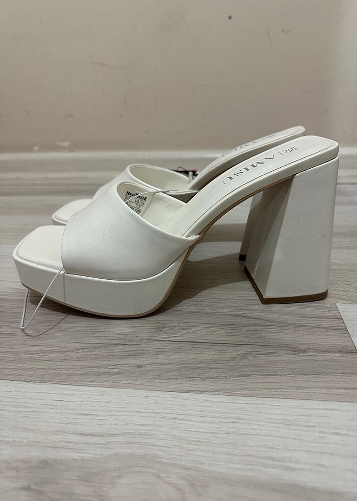 Beyaz ayakkabı - Görsel 4