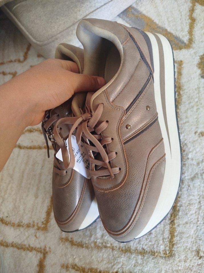 Kahverengi Dolgu Topuklu Bağcıklı Kadın Spor Ayakkabı - Görsel 2