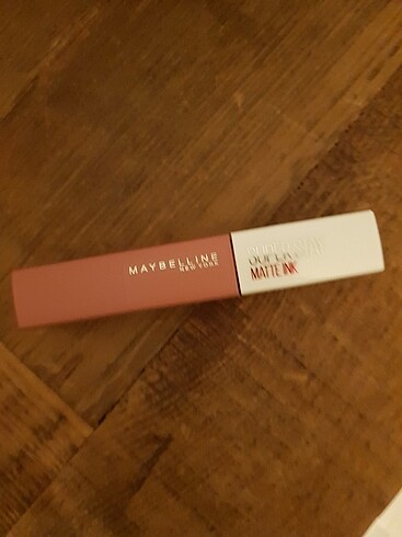 Maybelline mat ruj