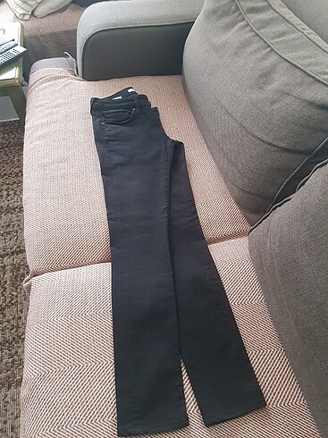 26 Beden siyah Renk Mavi az kullandım.