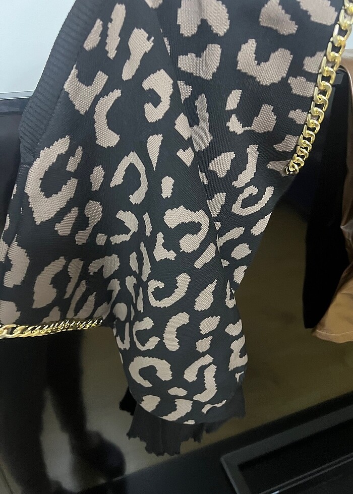 Zincir kollu kazak - Görsel 2