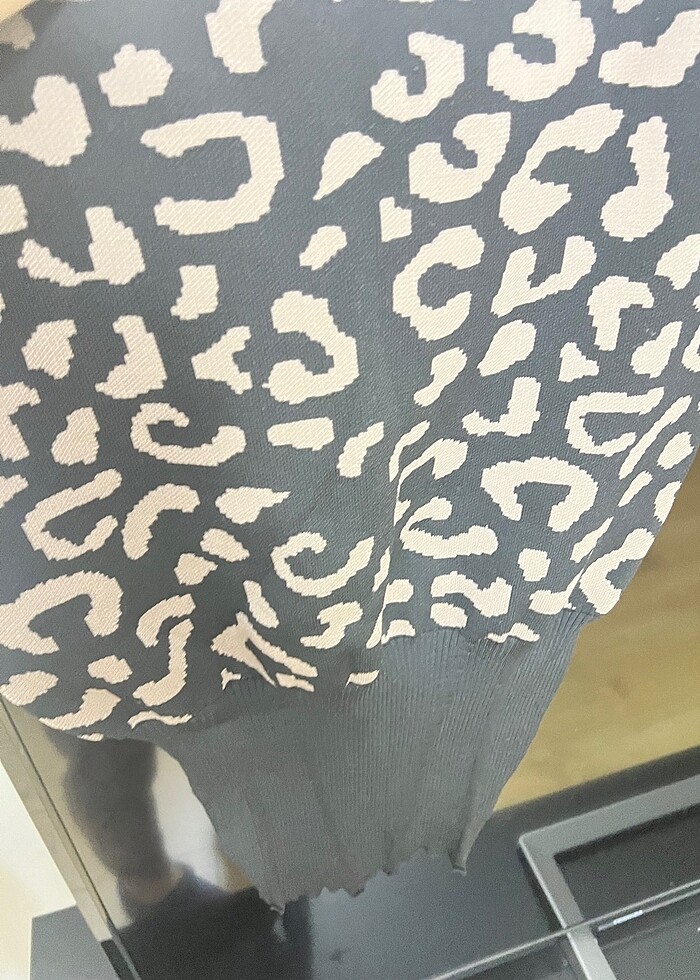 Zincir kollu kazak - Görsel 3