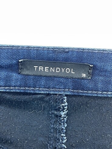 34 Beden lacivert Renk Trendyol & Milla Jean / Kot %70 İndirimli.