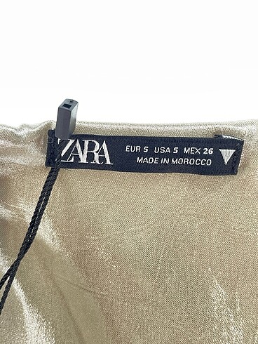 s Beden çeşitli Renk Zara Bluz %70 İndirimli.
