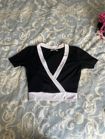 Derin dekolteli zara crop