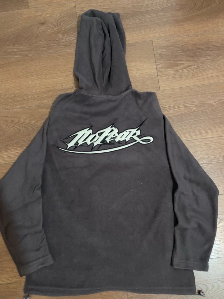 No Fear Kahverengi Kapüşonlu Fermuarlı Sweatshirt 
Boy:67
En:53 - Görsel 2