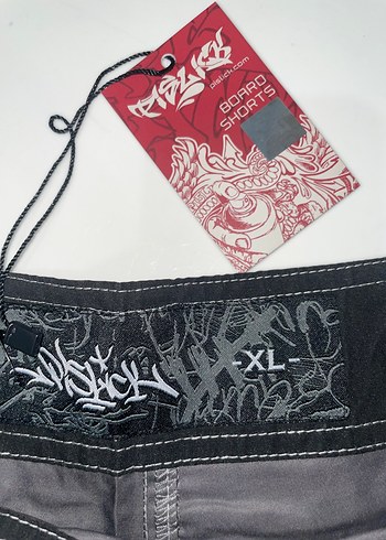 Pislick şort - Görsel 4