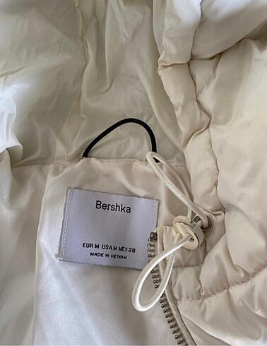 m Beden Bershka mont