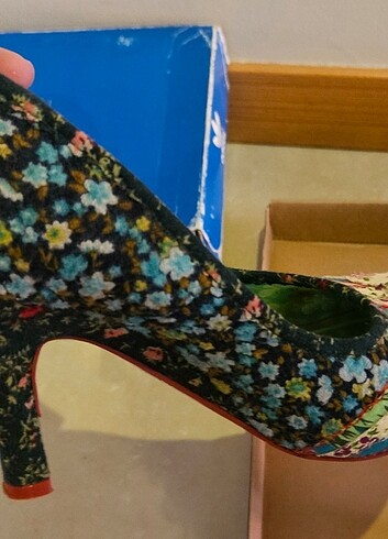 Irregular Choice irregular choise desenli 40 numara ayakkabı aynı desen hediye ça