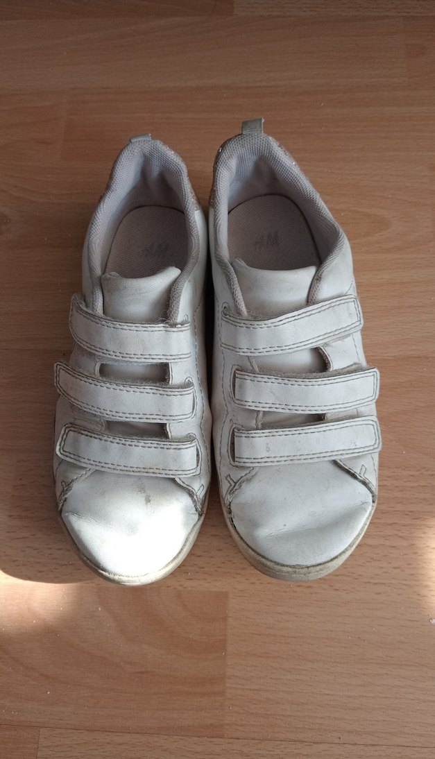 Kız Çocuk Beyaz Cırt Cırtlı Nakışlı Spor Ayakkabı - Görsel 2