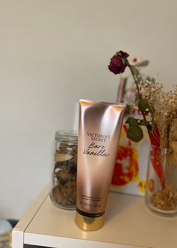 Victoria's Secret Bare Vanilla Kadın Parfüm Seti - Görsel 4