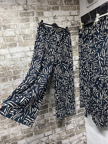 Zara Pantolon