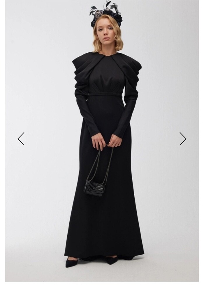 Manuka Onuz drapeli siyah uzun abiye - Görsel 2