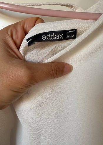 V-Yaka Kısa Kollu Beyaz Kadın Bluz - Görsel 3